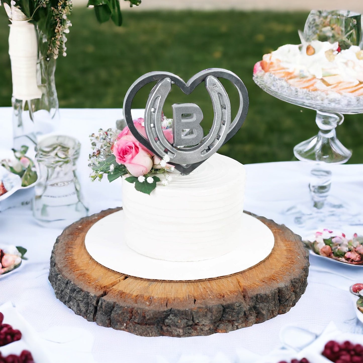 Custom Heart & Horseshoe Cake Topper with Initial - Customizable Rustic Wedding - The Heritage Forge